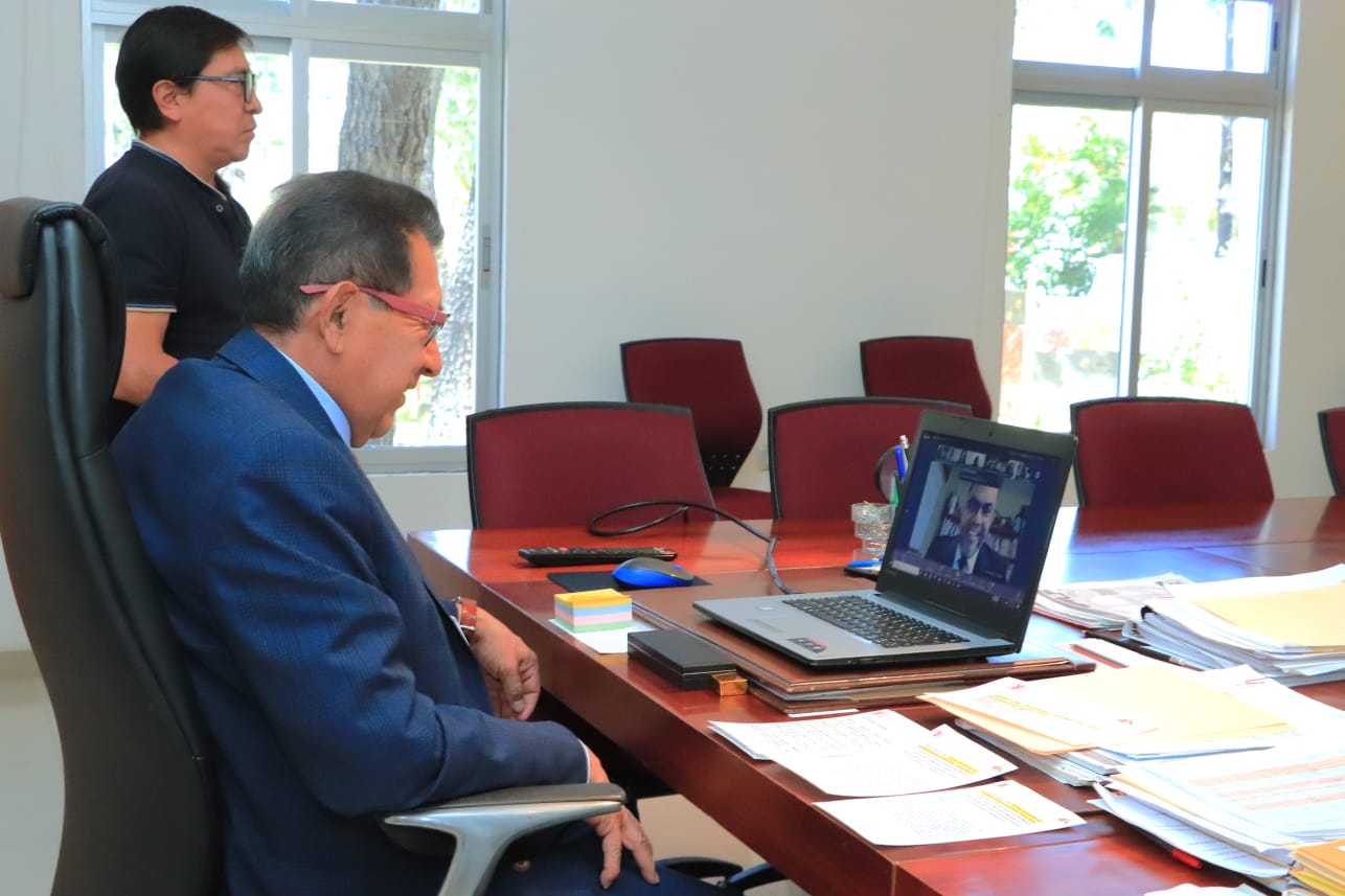 Rector de la UATx pone en marcha 'Curso de formación profesional para docentes" de la FCDH